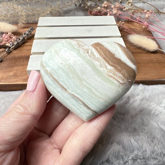 Gorgeous Small Caribbean Calcite Heart Carving - Picture 1 of 6